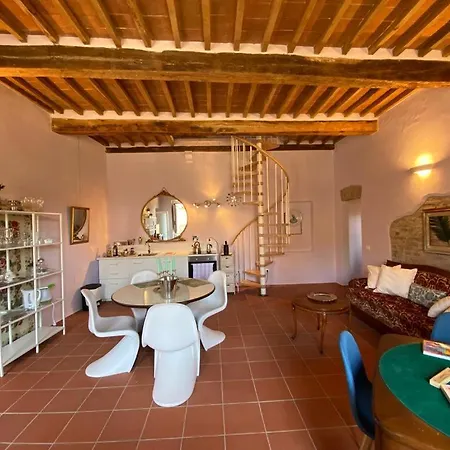 Nel Centro Storico Apartment *