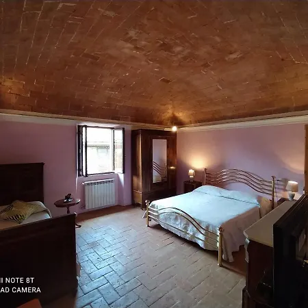 Nel Centro Storico Apartment *